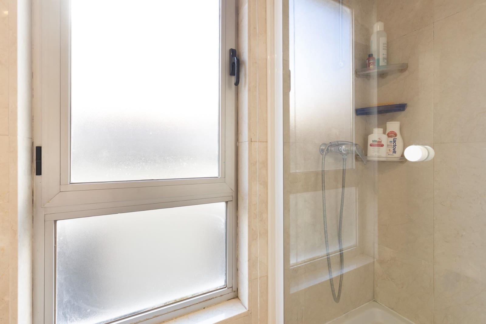 3 Zimmer Wohnung zu verkaufen in Granada Stadt - 420.000 € (Ref: 9491296)