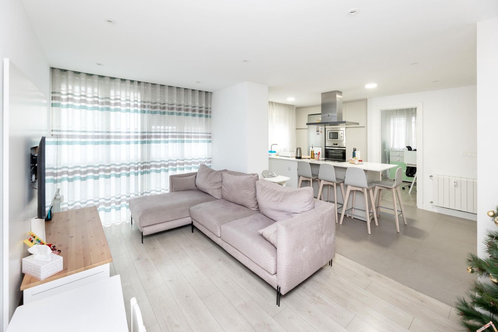 4 soveværelse Lejlighed til salg i Granada by - € 375.000 (Ref: 9491297)