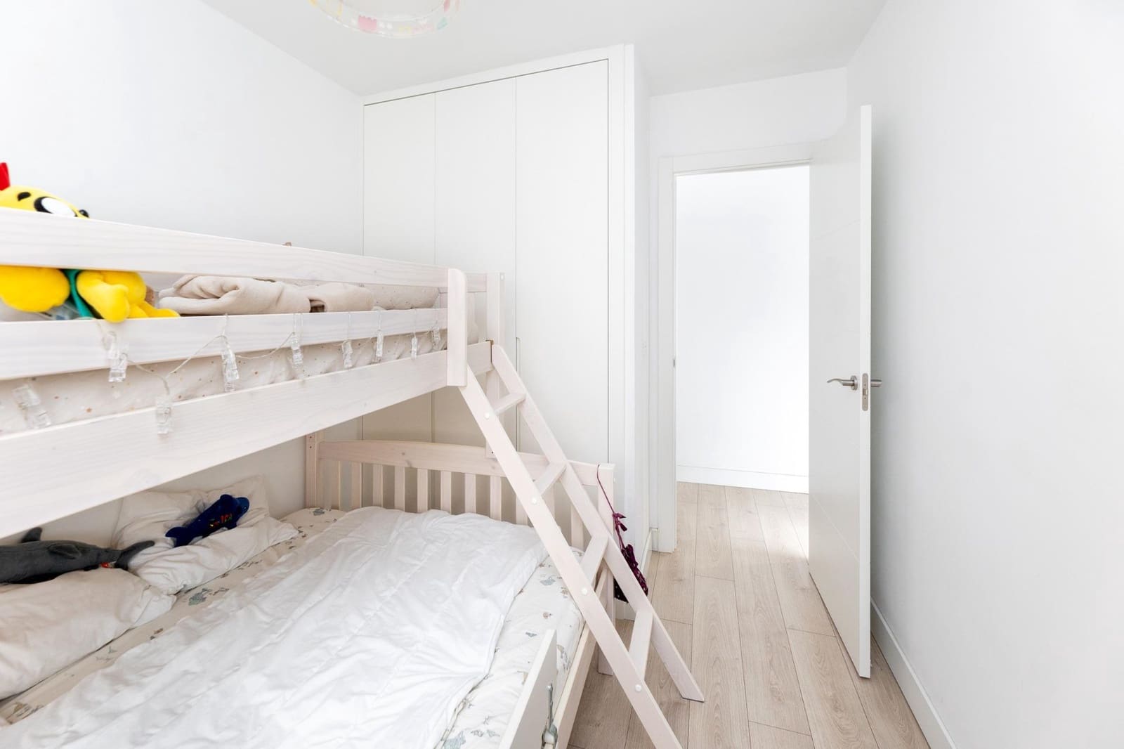 4 soveværelse Lejlighed til salg i Granada by - € 375.000 (Ref: 9491297)