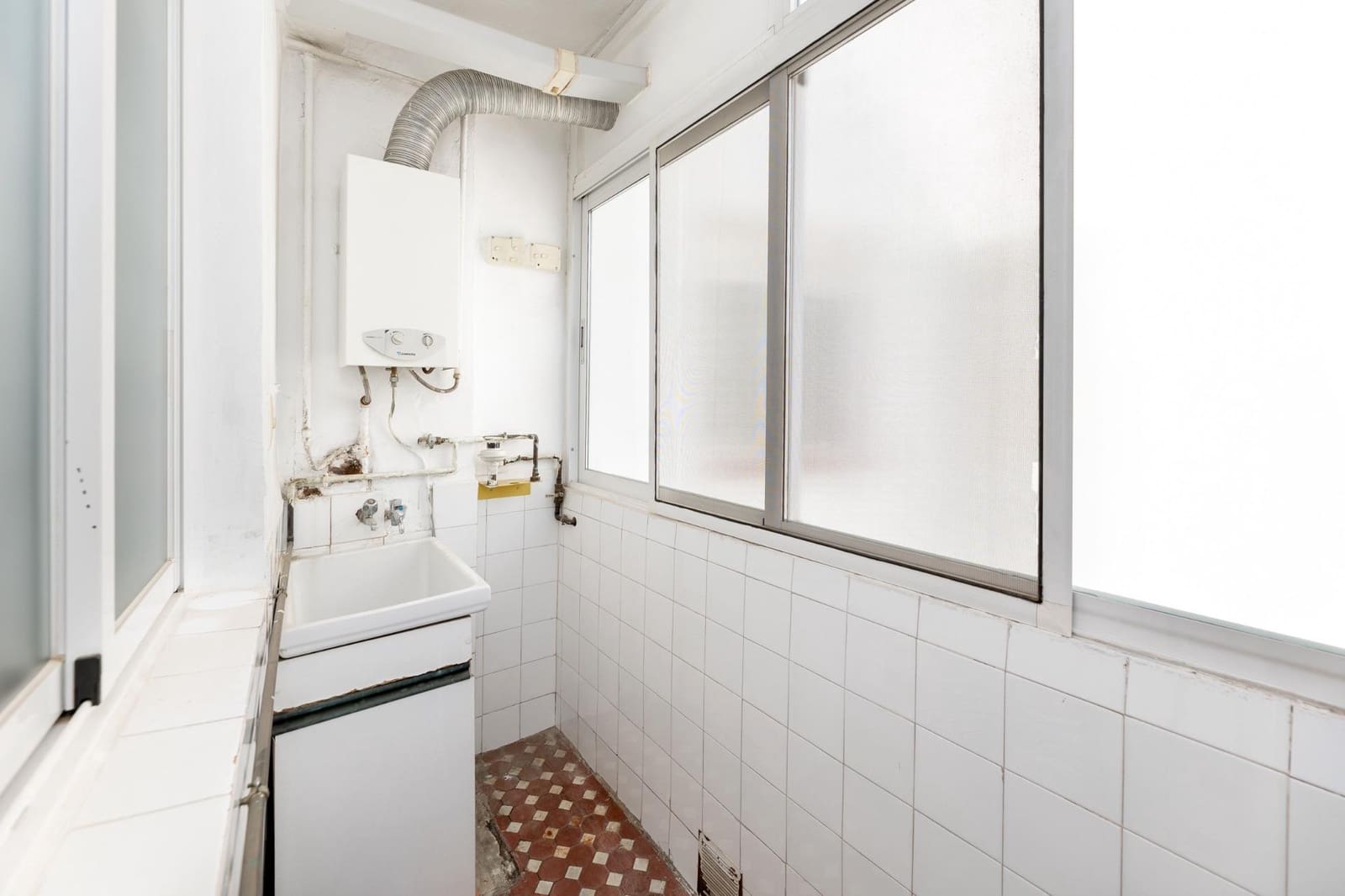 3 bedroom Flat for sale in Granada city - € 370,000 (Ref: 9491299)