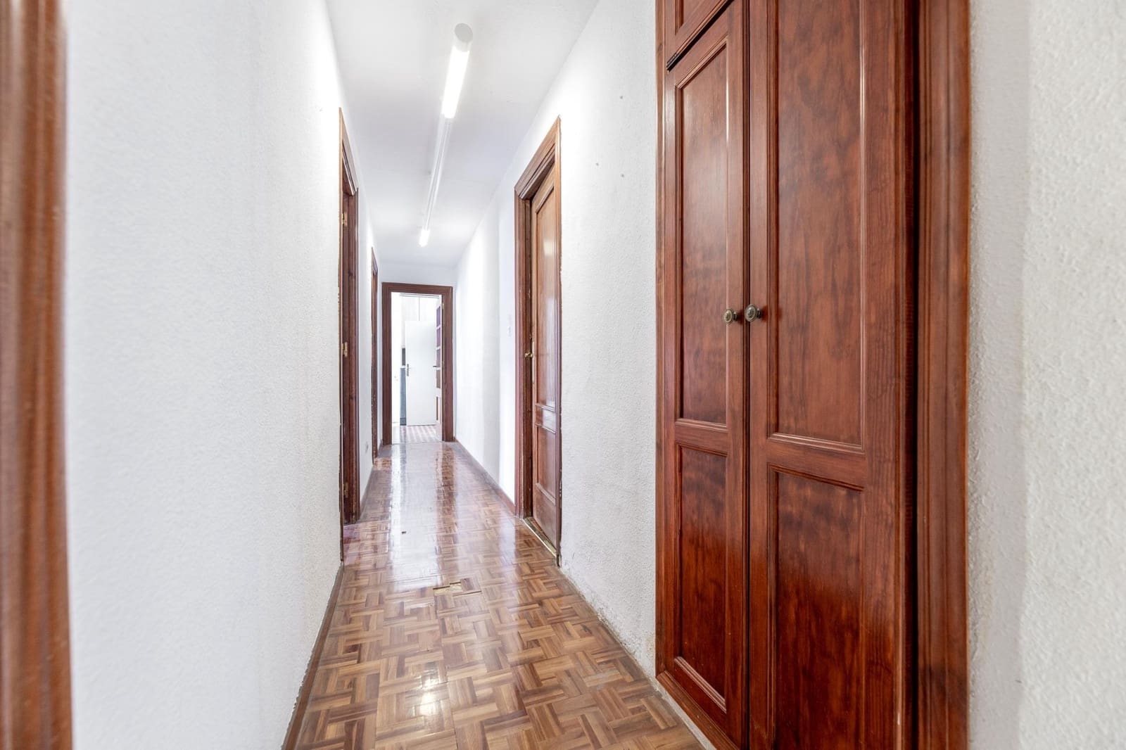 3 bedroom Flat for sale in Granada city - € 370,000 (Ref: 9491299)