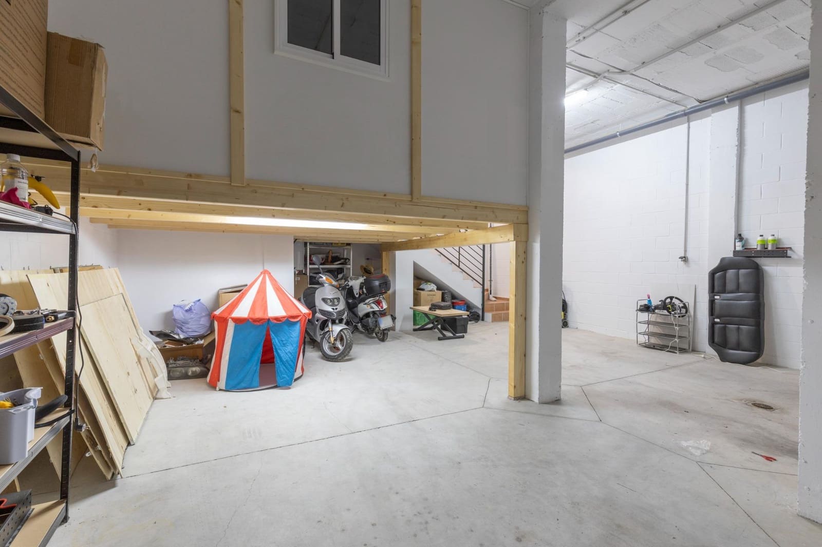 4 makuuhuone Rivitalo myytävänä paikassa Las Gabias mukana uima-altaan 
autotalli - 299 000 € (Ref: 9494580)