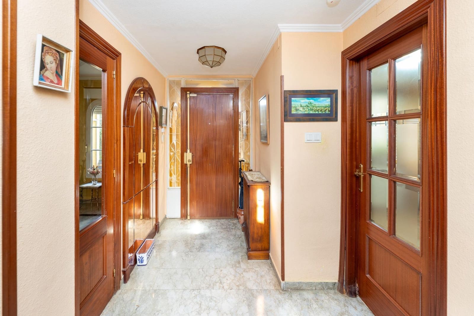 5 bedroom Villa for sale in Albolote with pool garage - € 329,000 (Ref: 9494581)