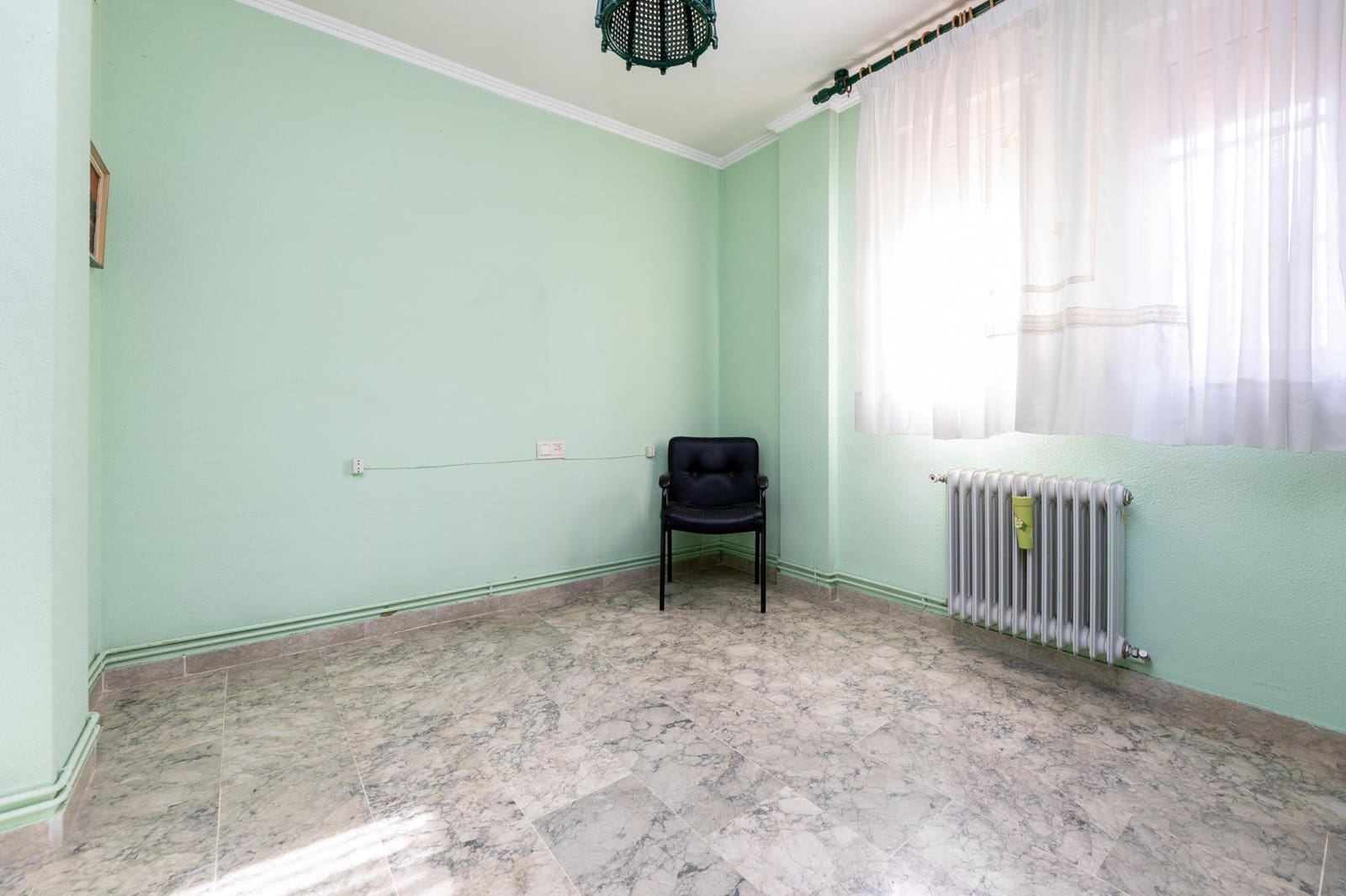 5 bedroom Villa for sale in Albolote with pool garage - € 329,000 (Ref: 9494581)