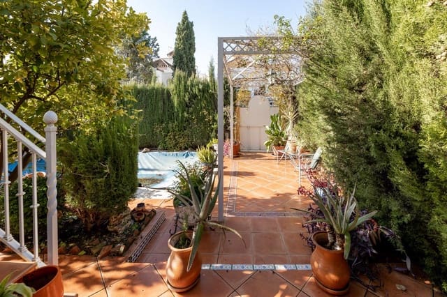 5 quarto Moradia para venda em Albolote com piscina garagem - 329 000 € (Ref: 9494581)