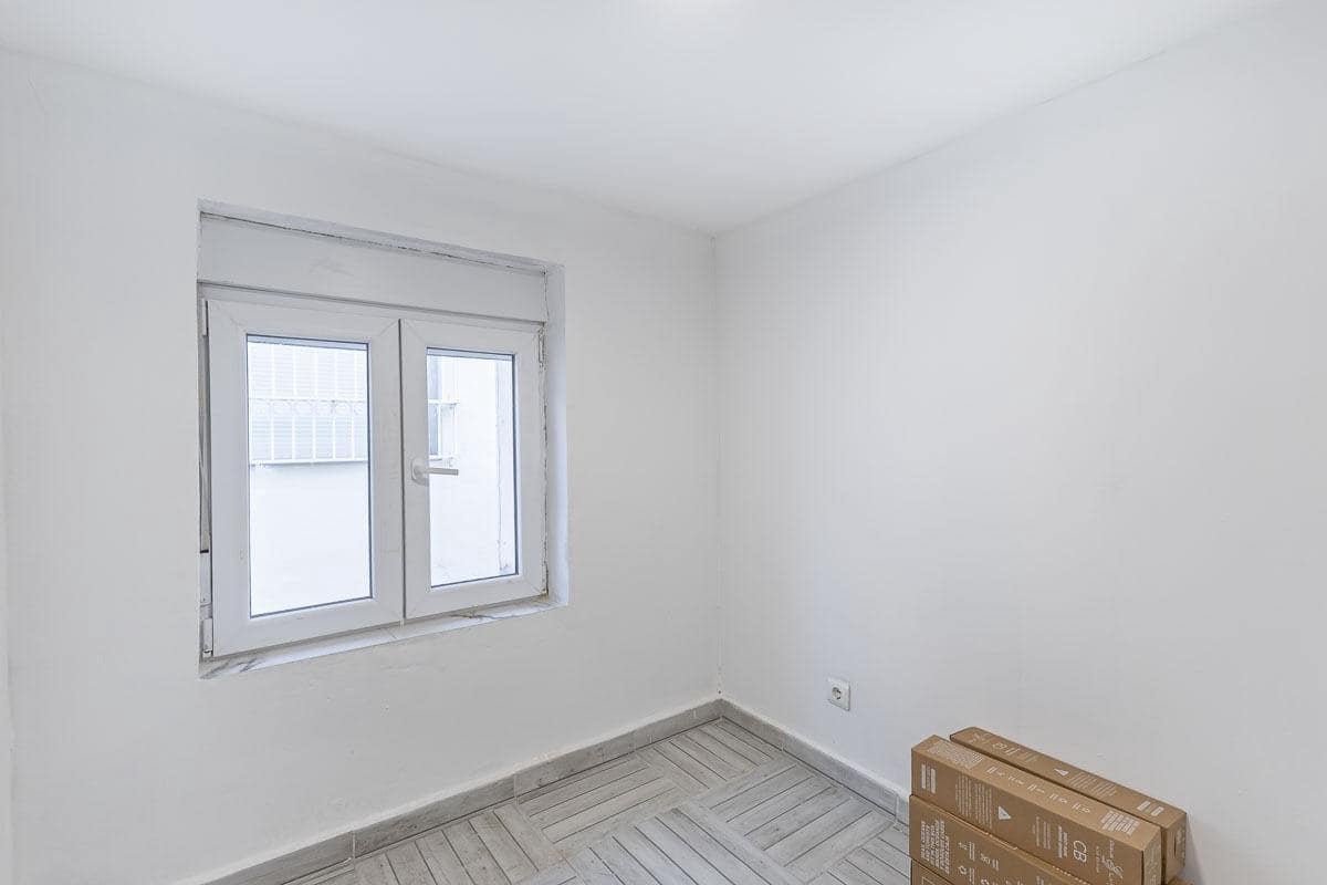 4 makuuhuone Omakotitalo myytävänä paikassa Atarfe - 180 000 € (Ref: 9508972)