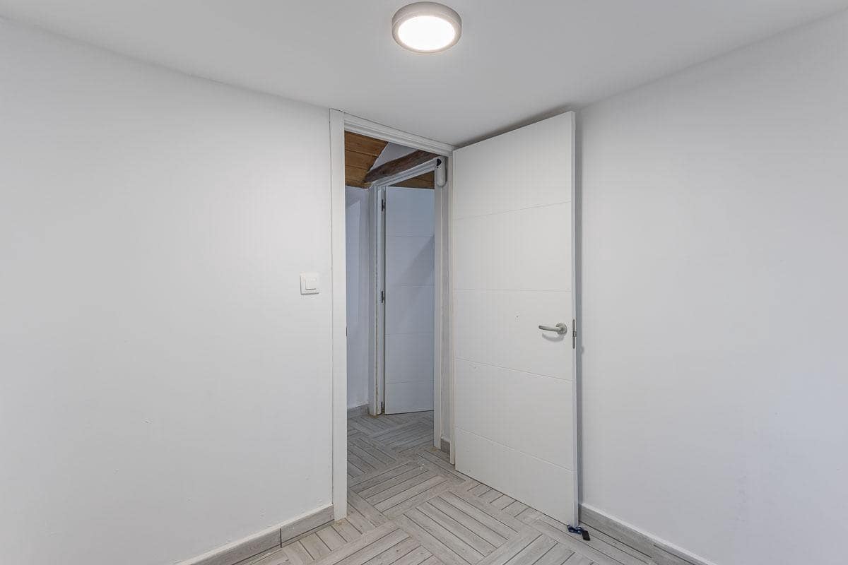 4 makuuhuone Omakotitalo myytävänä paikassa Atarfe - 180 000 € (Ref: 9508972)