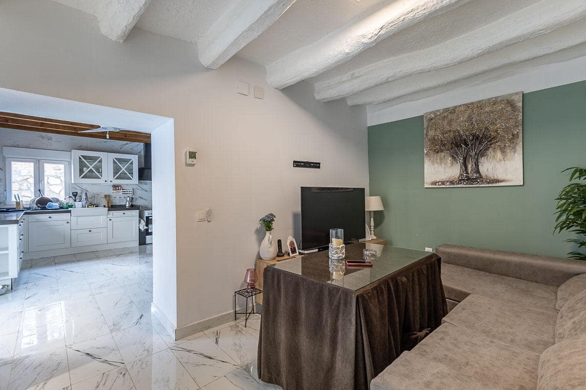 4 makuuhuone Omakotitalo myytävänä paikassa Atarfe - 180 000 € (Ref: 9508972)