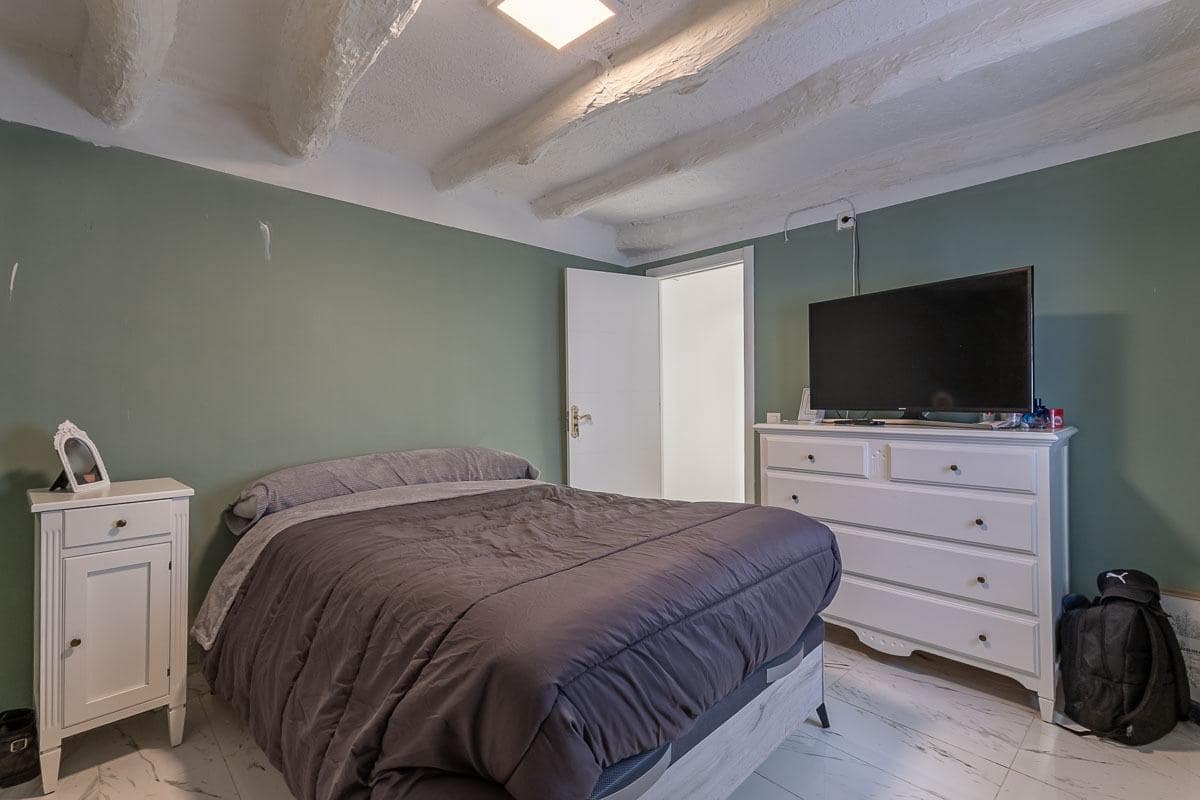 4 makuuhuone Omakotitalo myytävänä paikassa Atarfe - 180 000 € (Ref: 9508972)