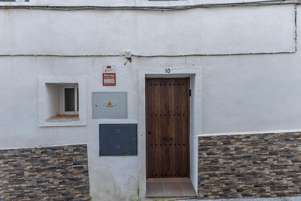 4 makuuhuone Omakotitalo myytävänä paikassa Atarfe - 180 000 € (Ref: 9508972)