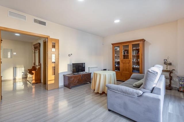 2 quarto Apartamento para venda em Granada cidade com piscina - 320 000 € (Ref: 9516077)