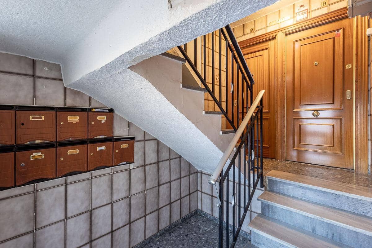 2 quarto Apartamento para venda em Granada cidade - 129 000 € (Ref: 9516078)