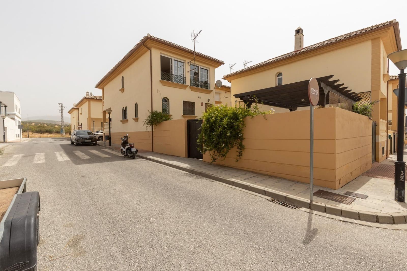 4 soverom Villa til salgs i Albolote med garasje - € 309 000 (Ref: 9516079)