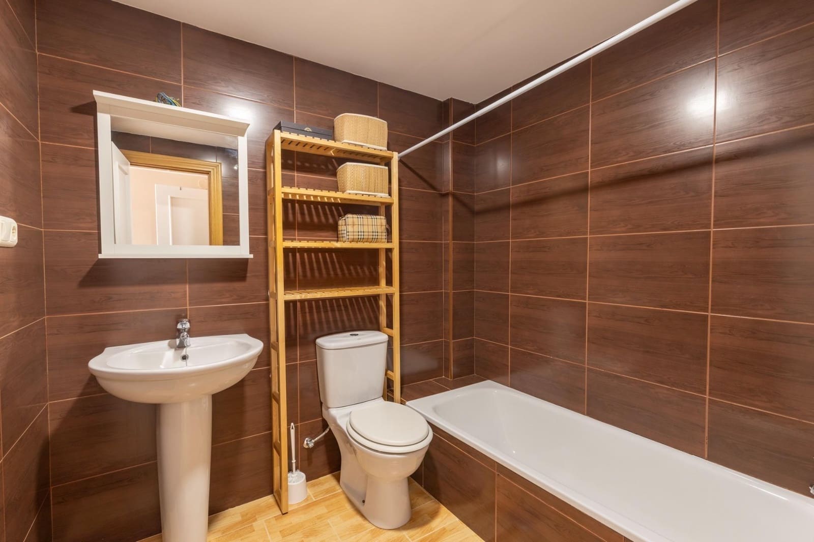 4 soverom Villa til salgs i Albolote med garasje - € 309 000 (Ref: 9516079)