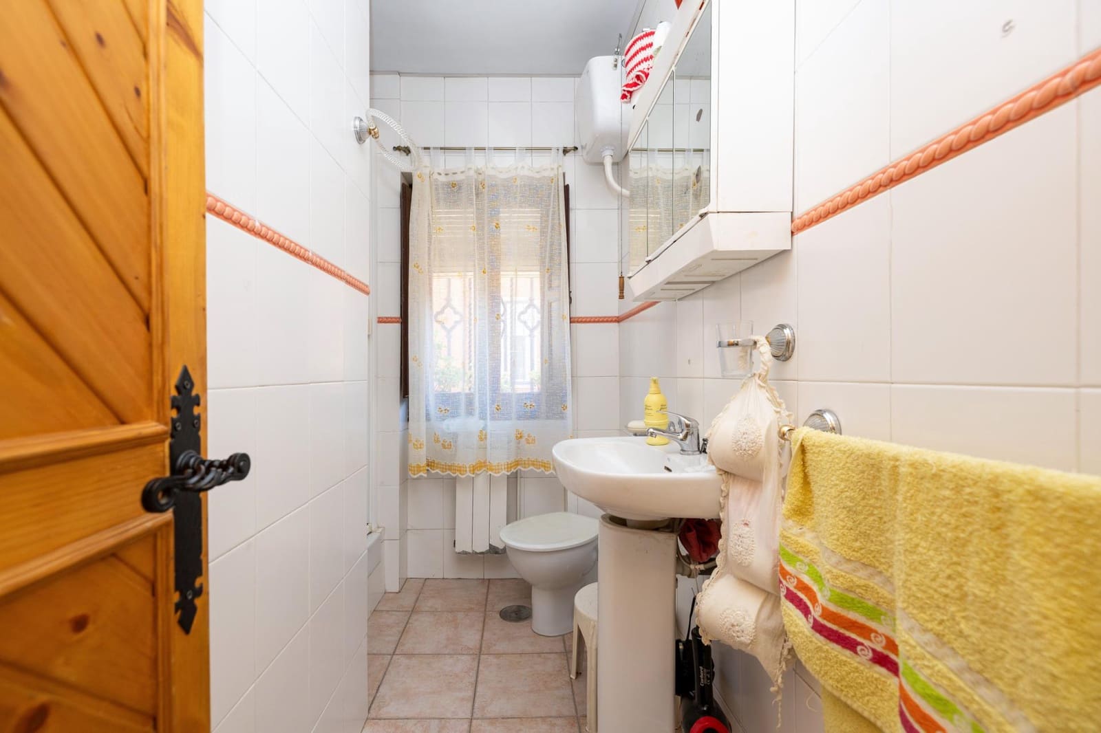 3 bedroom Terraced Villa for sale in Granada city - € 210,000 (Ref: 9535887)