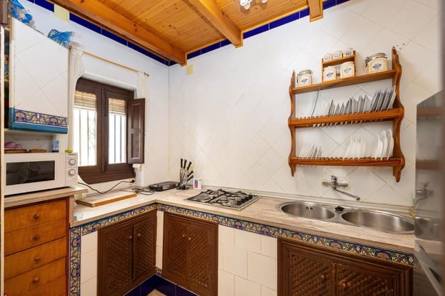 3 bedroom Terraced Villa for sale in Granada city - € 210,000 (Ref: 9535887)