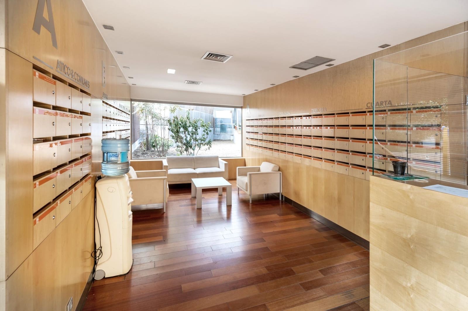 1 Zimmer Apartment zu verkaufen in Granada Stadt mit Pool Garage - 250.000 € (Ref: 9536775)