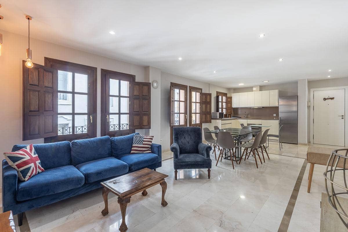 3 bedroom Flat for rent in Granada city - € 1,500 (Ref: 9543557)