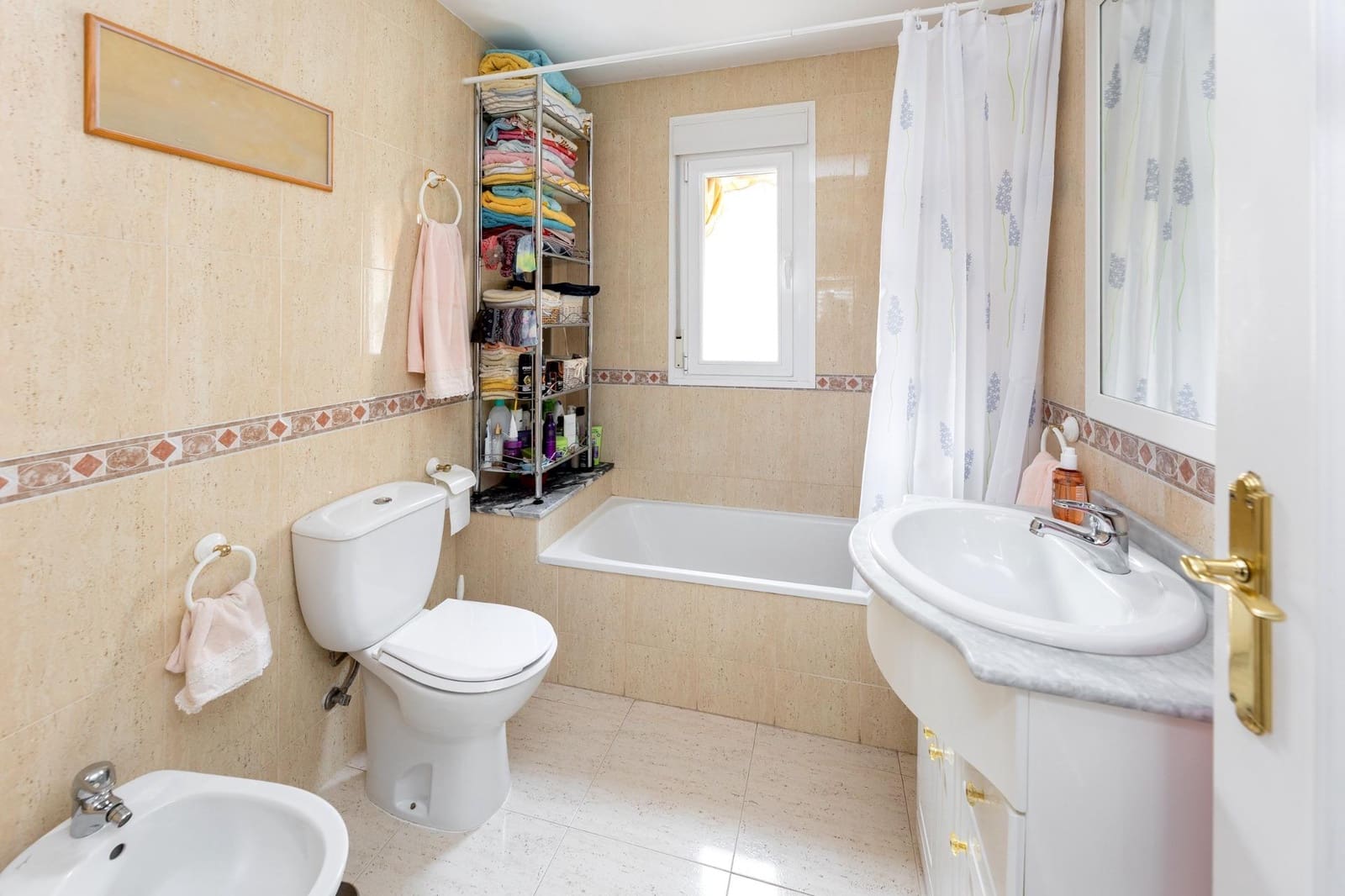 4 Zimmer Reihenhaus zu verkaufen in Albolote mit Garage - 235.000 € (Ref: 9543559)