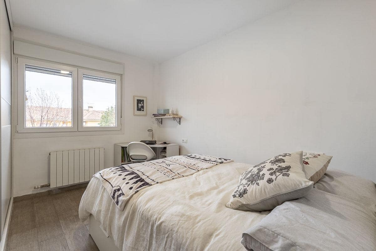 2 sovrum Lägenhet till salu i Armilla med garage - 195 000 € (Ref: 9548149)