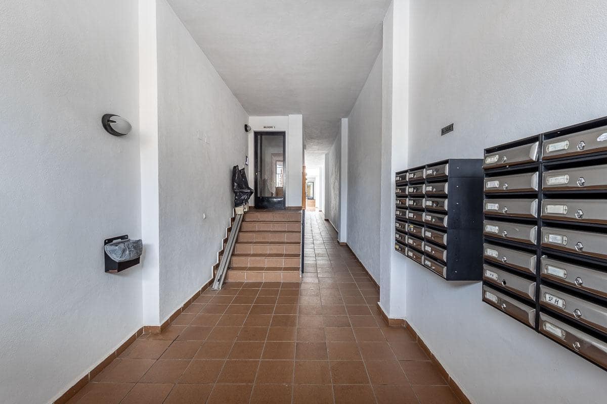 2 sovrum Lägenhet till salu i Armilla med garage - 195 000 € (Ref: 9548149)