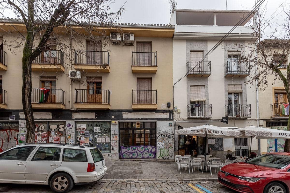 4 quarto Casa em Banda para venda em Granada cidade - 329 000 € (Ref: 9551443)