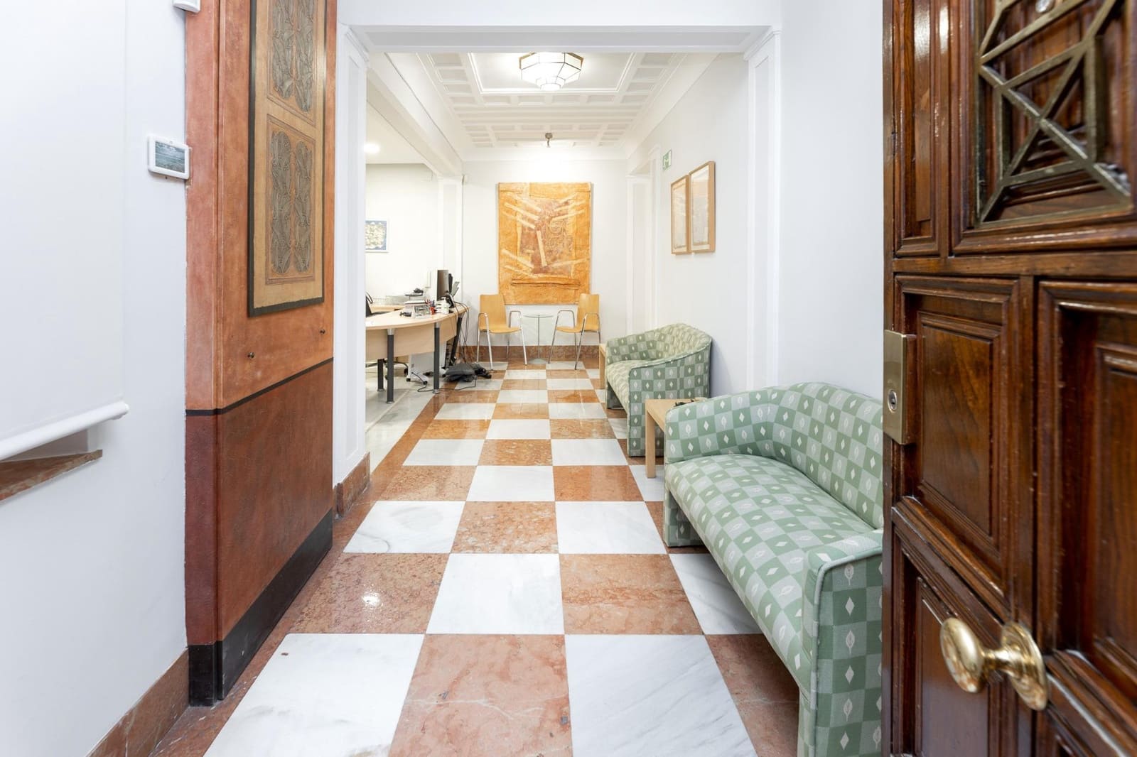 Piso de 7 habitaciones en Granada ciudad en venta - 520.000 € (Ref: 9555798)