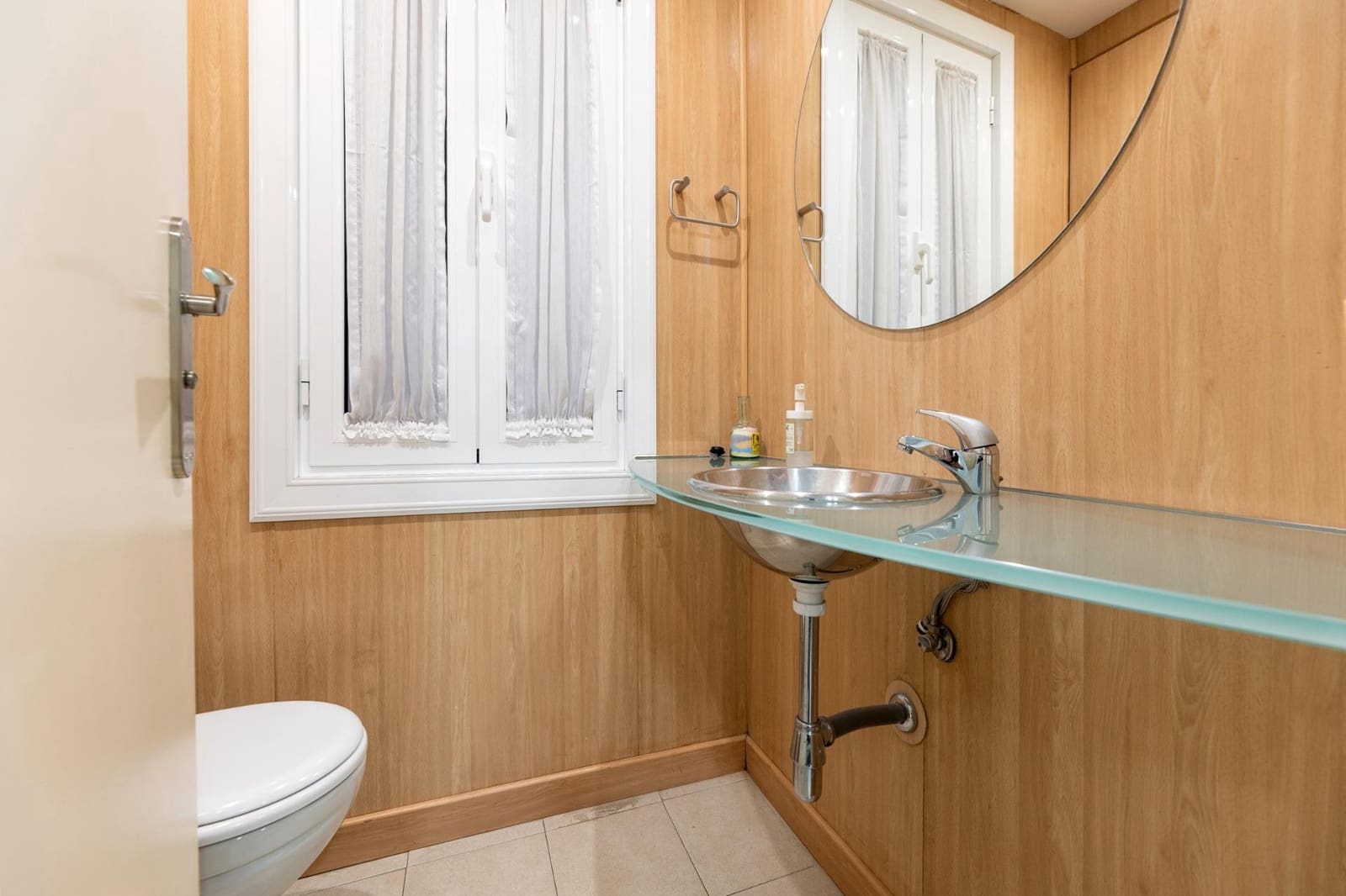 Piso de 7 habitaciones en Granada ciudad en venta - 520.000 € (Ref: 9555798)