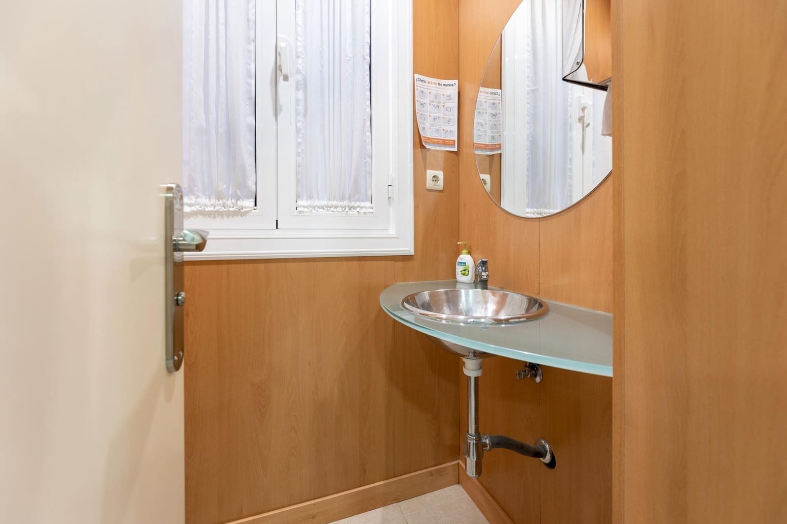 Piso de 7 habitaciones en Granada ciudad en venta - 520.000 € (Ref: 9555798)