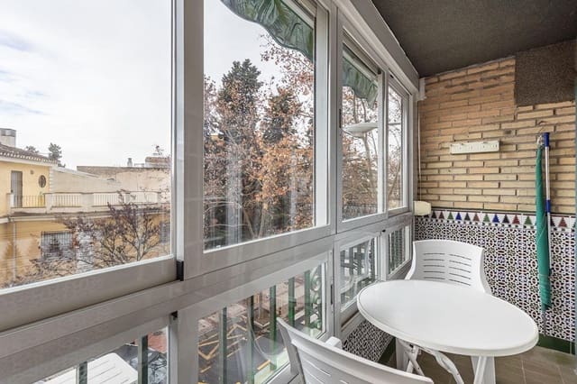 3 soverom Leilighet til salgs i Cervantes, Granada by med garasje - € 278 000 (Ref: 9555799)