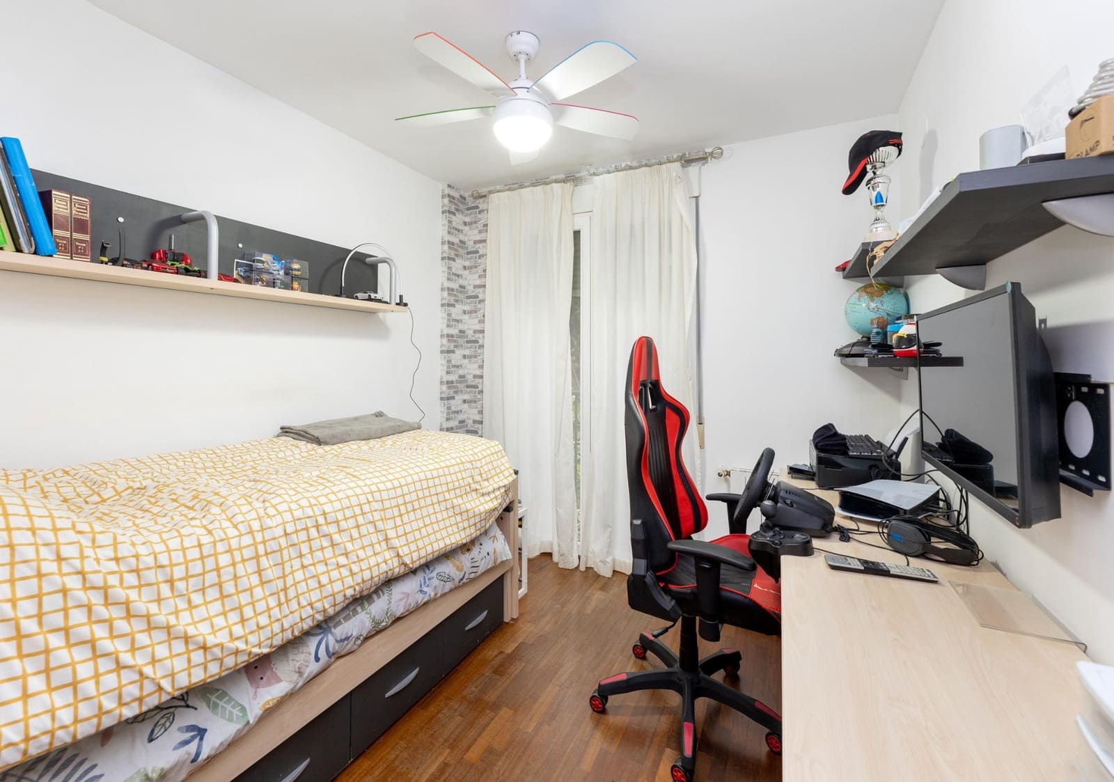 3 Zimmer Villa zu verkaufen in La Zubia mit Garage - 299.000 € (Ref: 9576685)