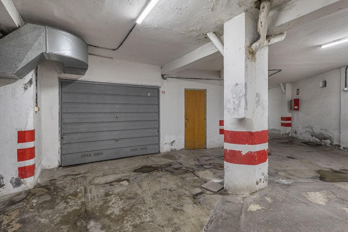 3 sovrum Lägenhet till salu i Granada stad med garage - 278 000 € (Ref: 9582906)