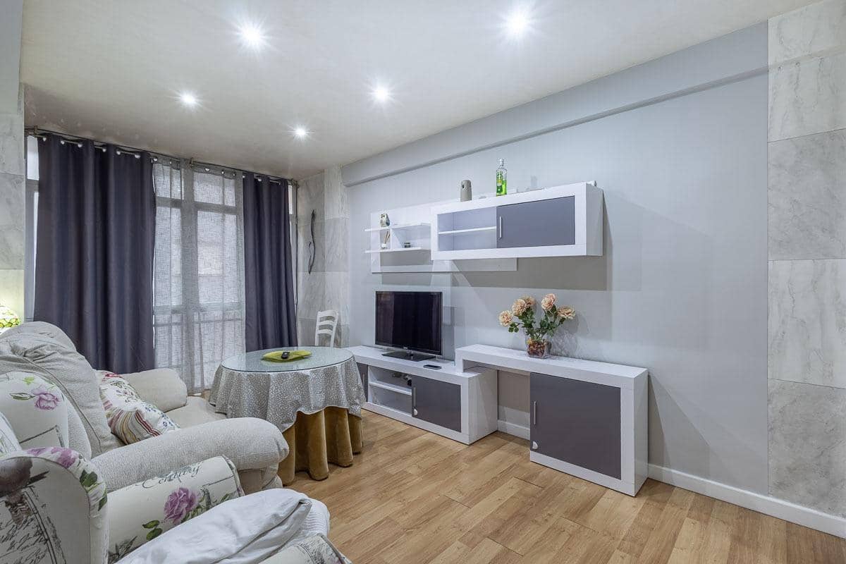 3 sypialnia Mieszkanie na sprzedaż w Miasto Grenada - 235 000 € (Ref: 9582907)