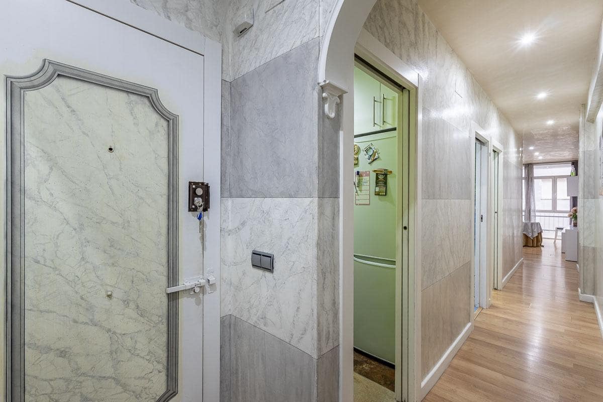 3 sypialnia Mieszkanie na sprzedaż w Miasto Grenada - 235 000 € (Ref: 9582907)