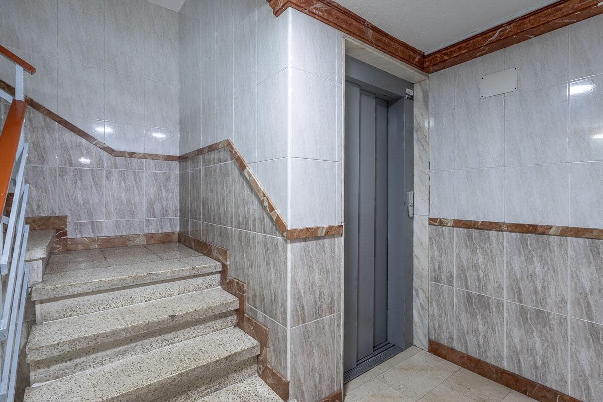 3 sypialnia Mieszkanie na sprzedaż w Miasto Grenada - 235 000 € (Ref: 9582907)