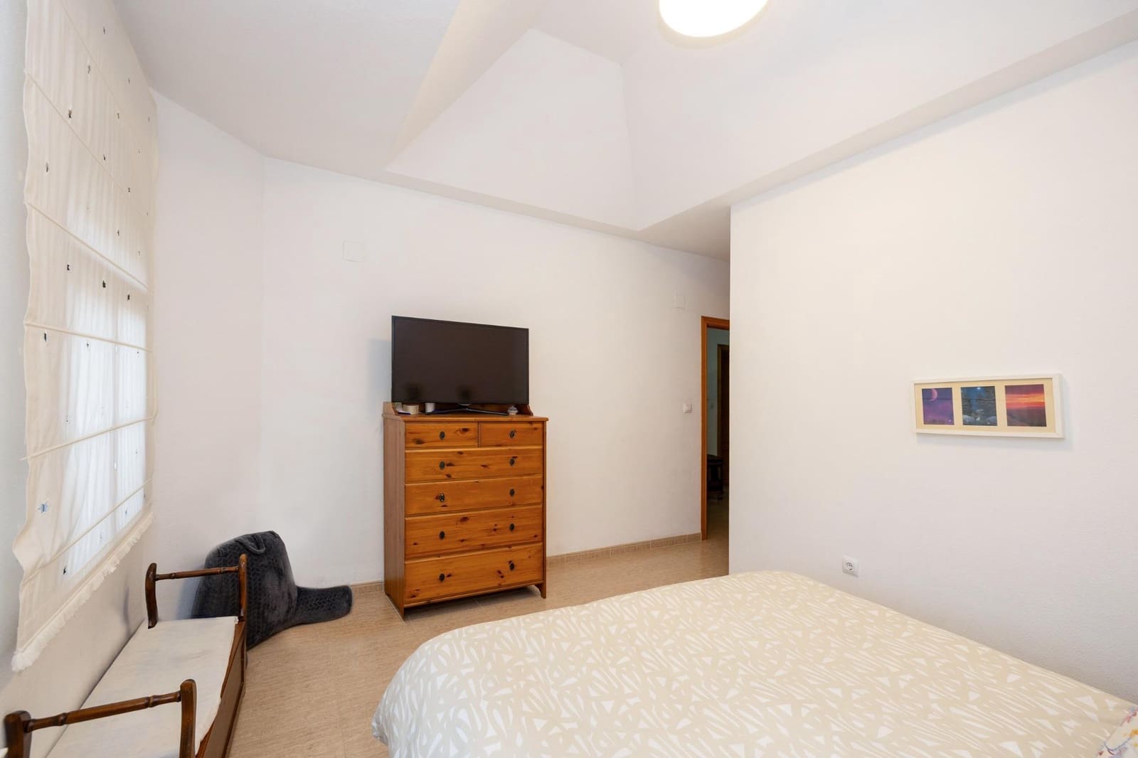 5 makuuhuone Huvila myytävänä paikassa Jun mukana 
autotalli - 267 000 € (Ref: 9596087)