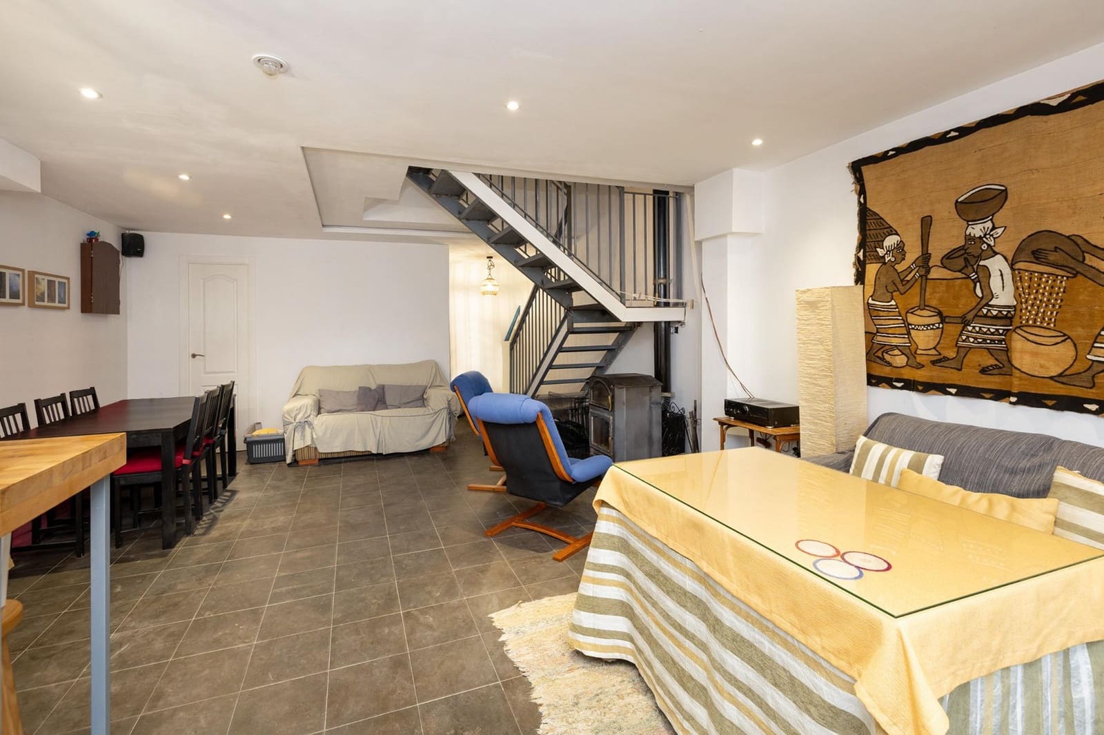 5 makuuhuone Huvila myytävänä paikassa Jun mukana 
autotalli - 267 000 € (Ref: 9596087)