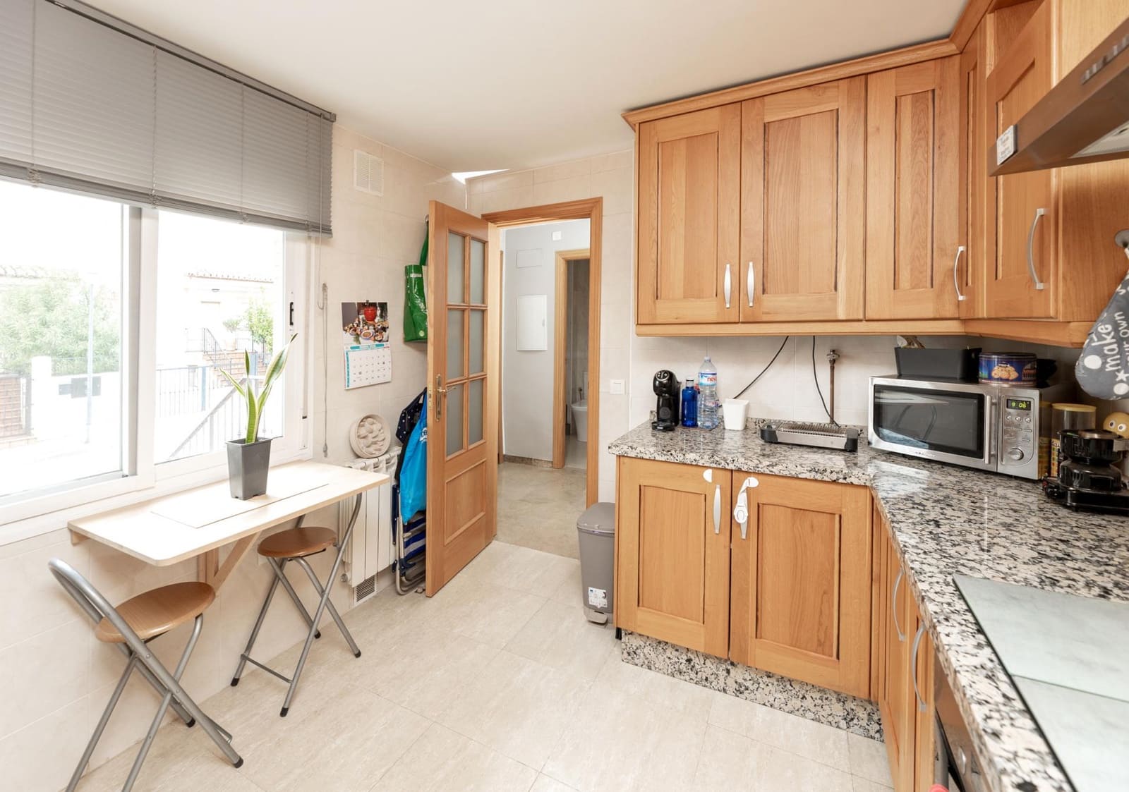 3 makuuhuone Rivitalo myytävänä paikassa Atarfe mukana uima-altaan - 240 000 € (Ref: 9604942)