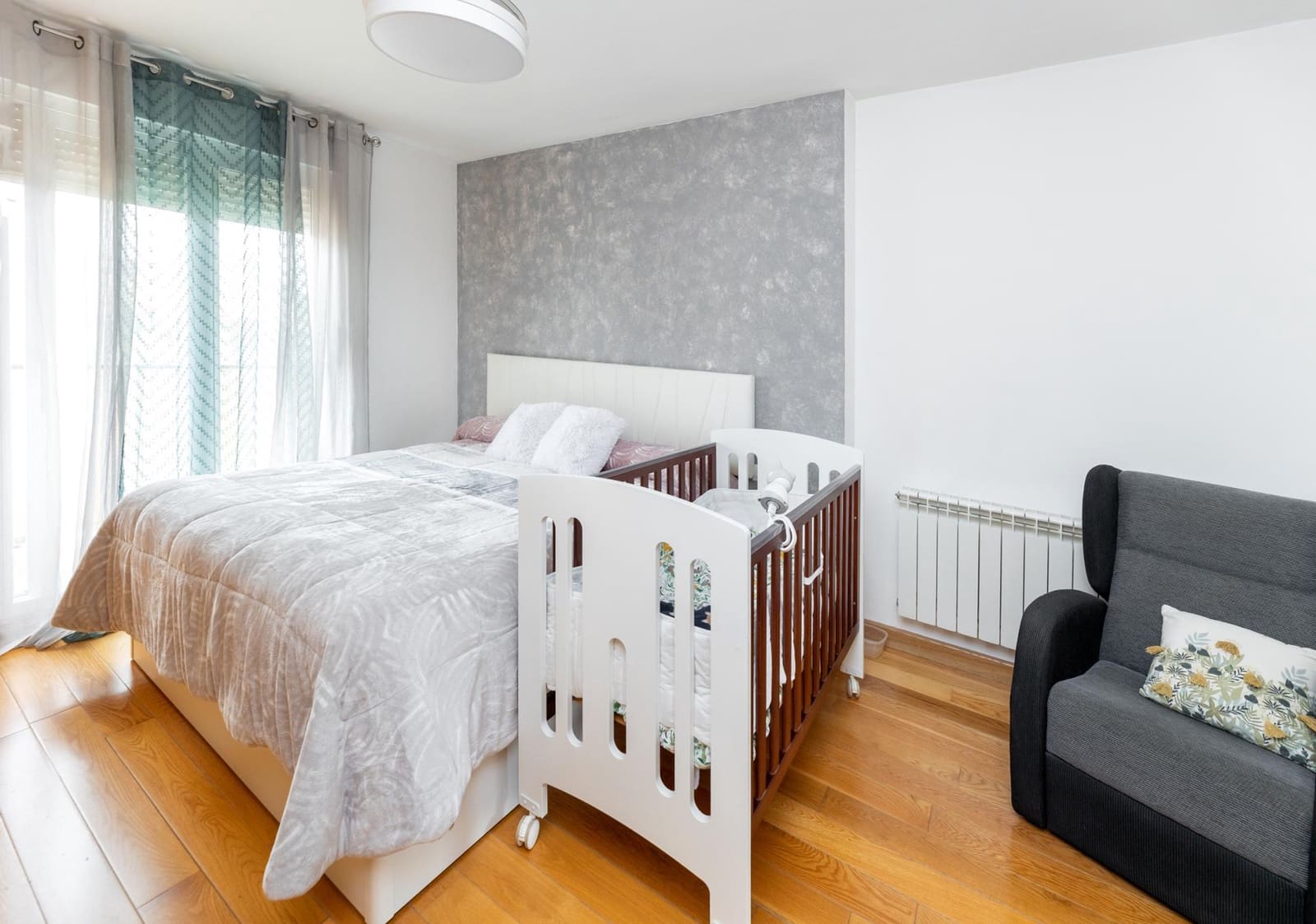 3 makuuhuone Rivitalo myytävänä paikassa Atarfe mukana uima-altaan - 240 000 € (Ref: 9604942)