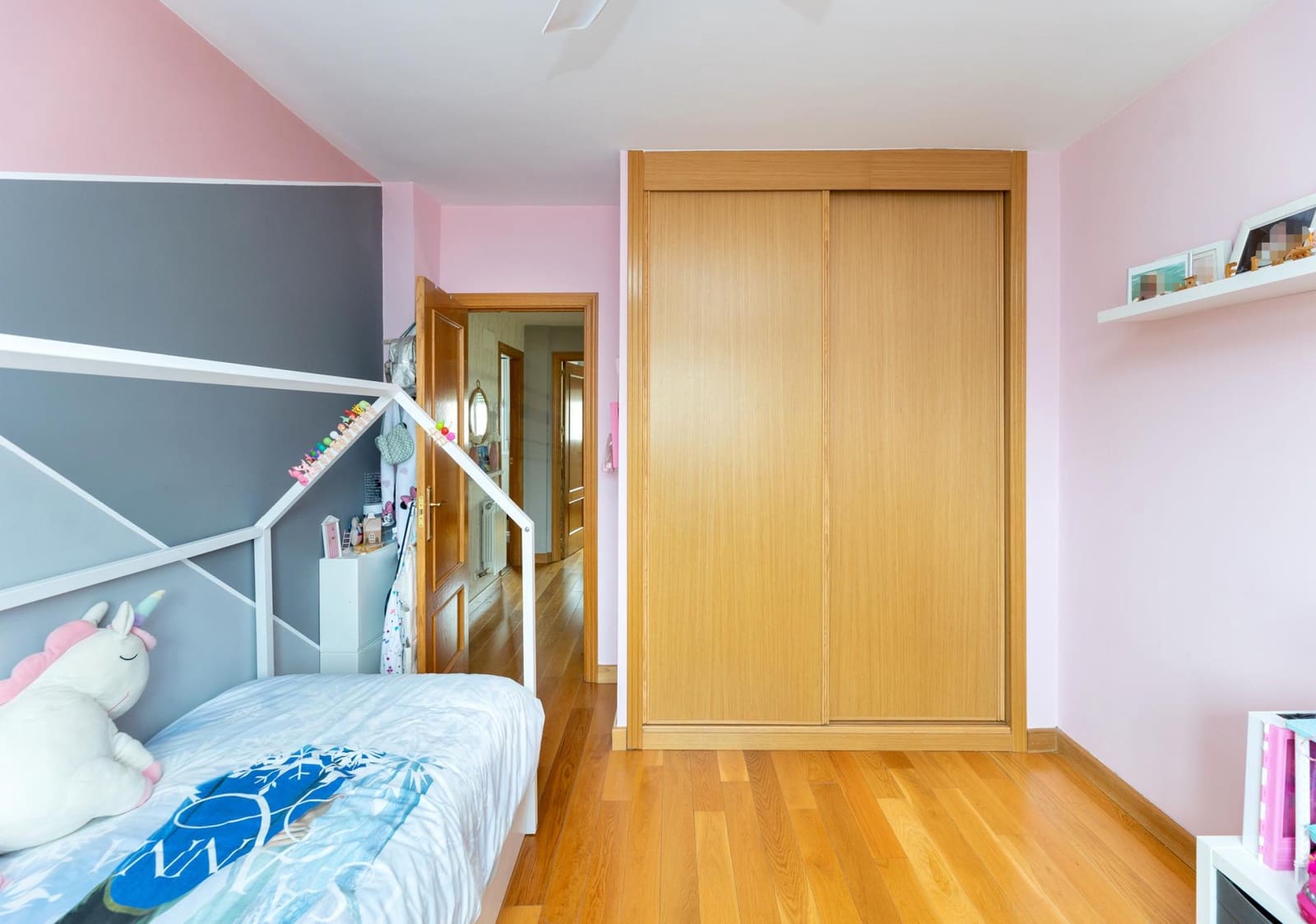 3 makuuhuone Rivitalo myytävänä paikassa Atarfe mukana uima-altaan - 240 000 € (Ref: 9604942)