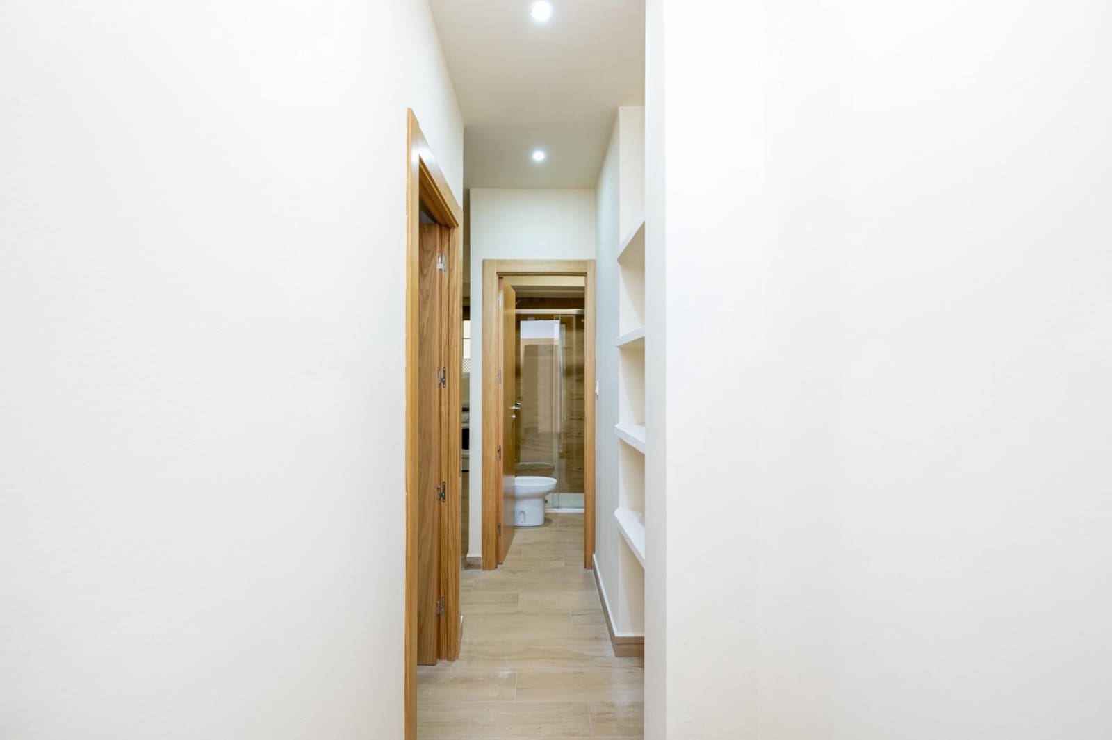 2 slaapkamer Flat te koop in Granada stad - € 195.000 (Ref: 9608026)