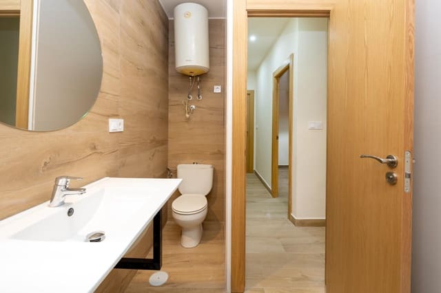 2 Zimmer Wohnung zu verkaufen in Granada Stadt - 195.000 € (Ref: 9608026)