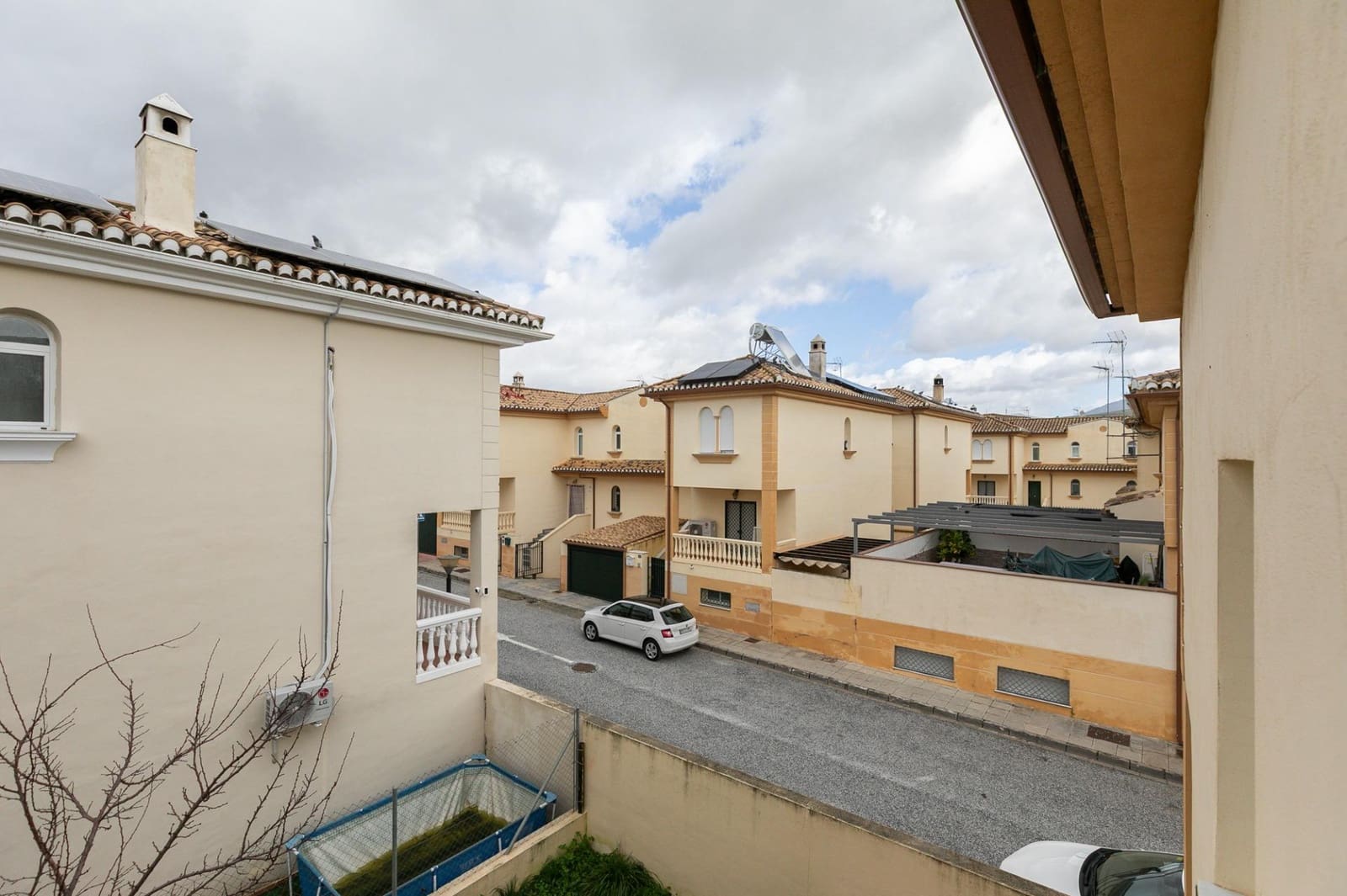 4 chambre Villa/Maison Semi-Mitoyenne à vendre à Albolote avec garage - 308 000 € (Ref: 9611500)