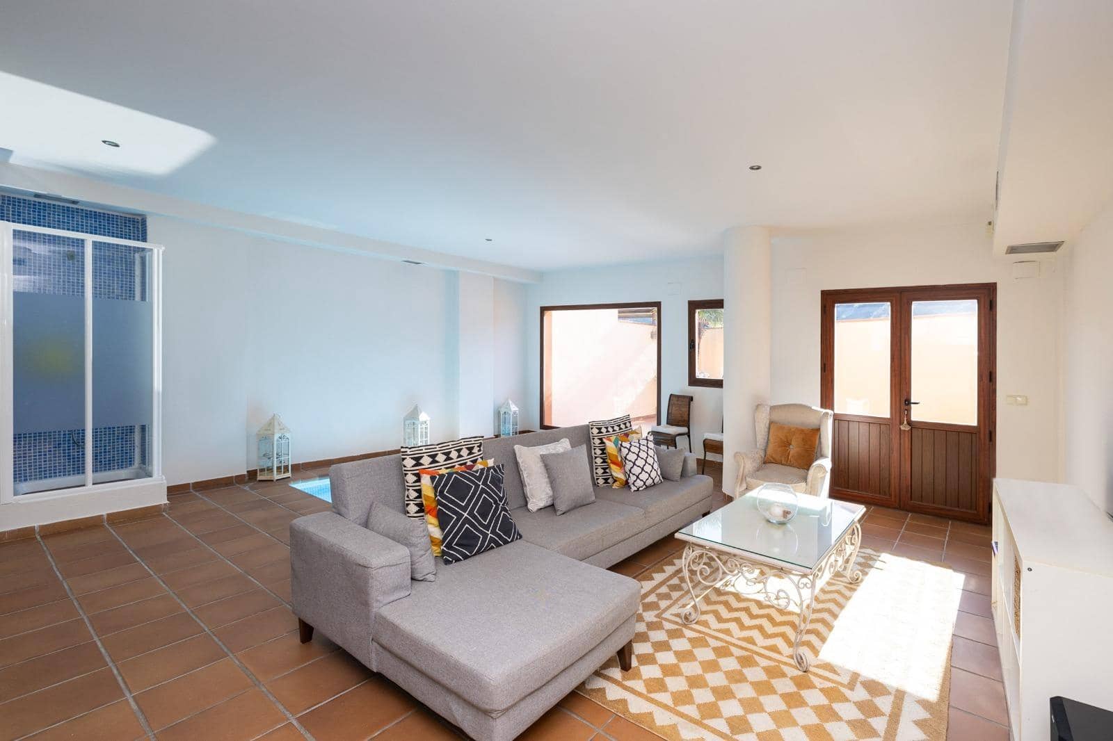 4 soverom Rekkehus til salgs i Granada by med svømmebasseng garasje - € 770 000 (Ref: 9615433)