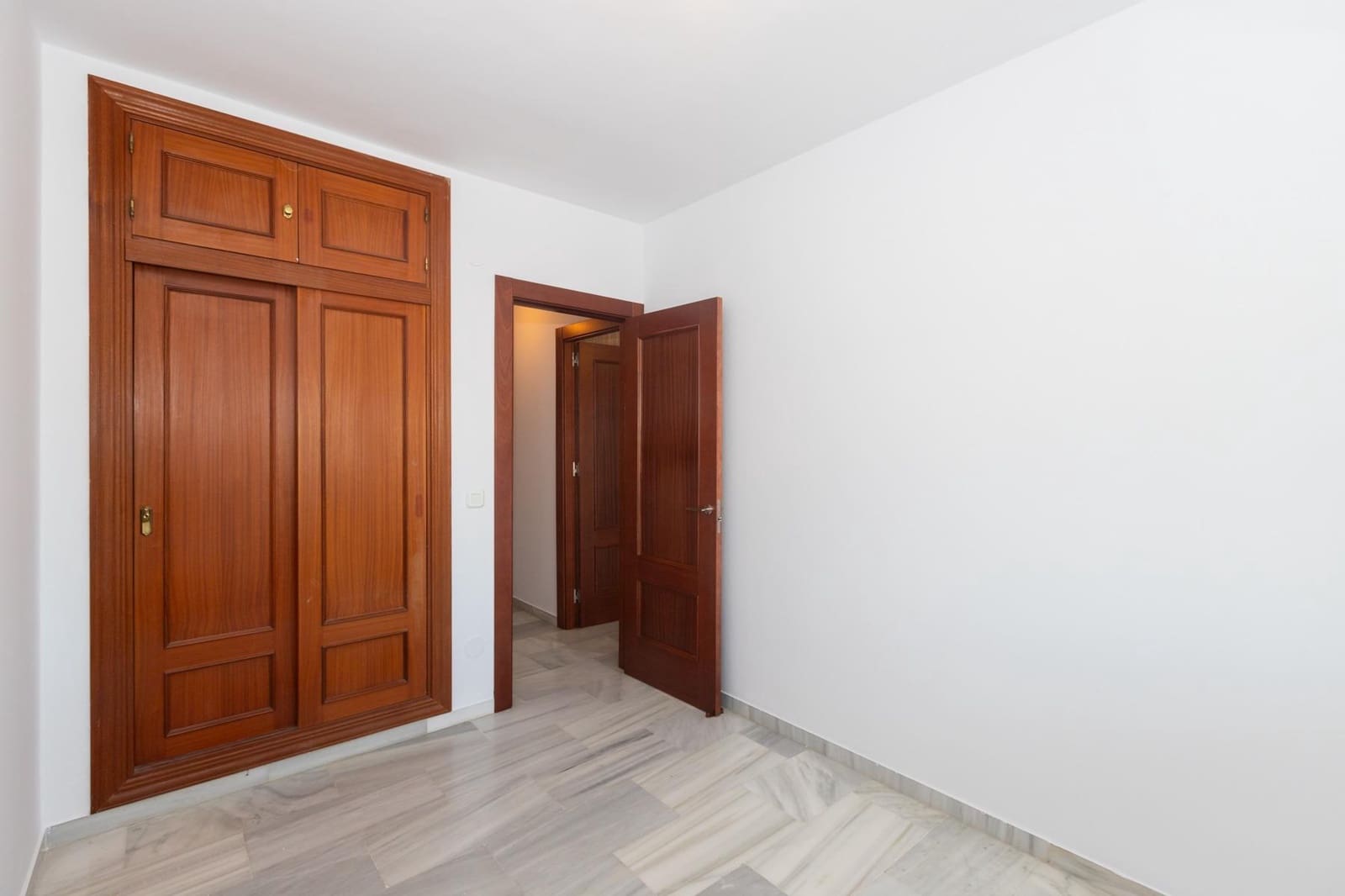 3 bedroom Flat for sale in Rincon de la Victoria with pool garage - € 390,000 (Ref: 9615434)