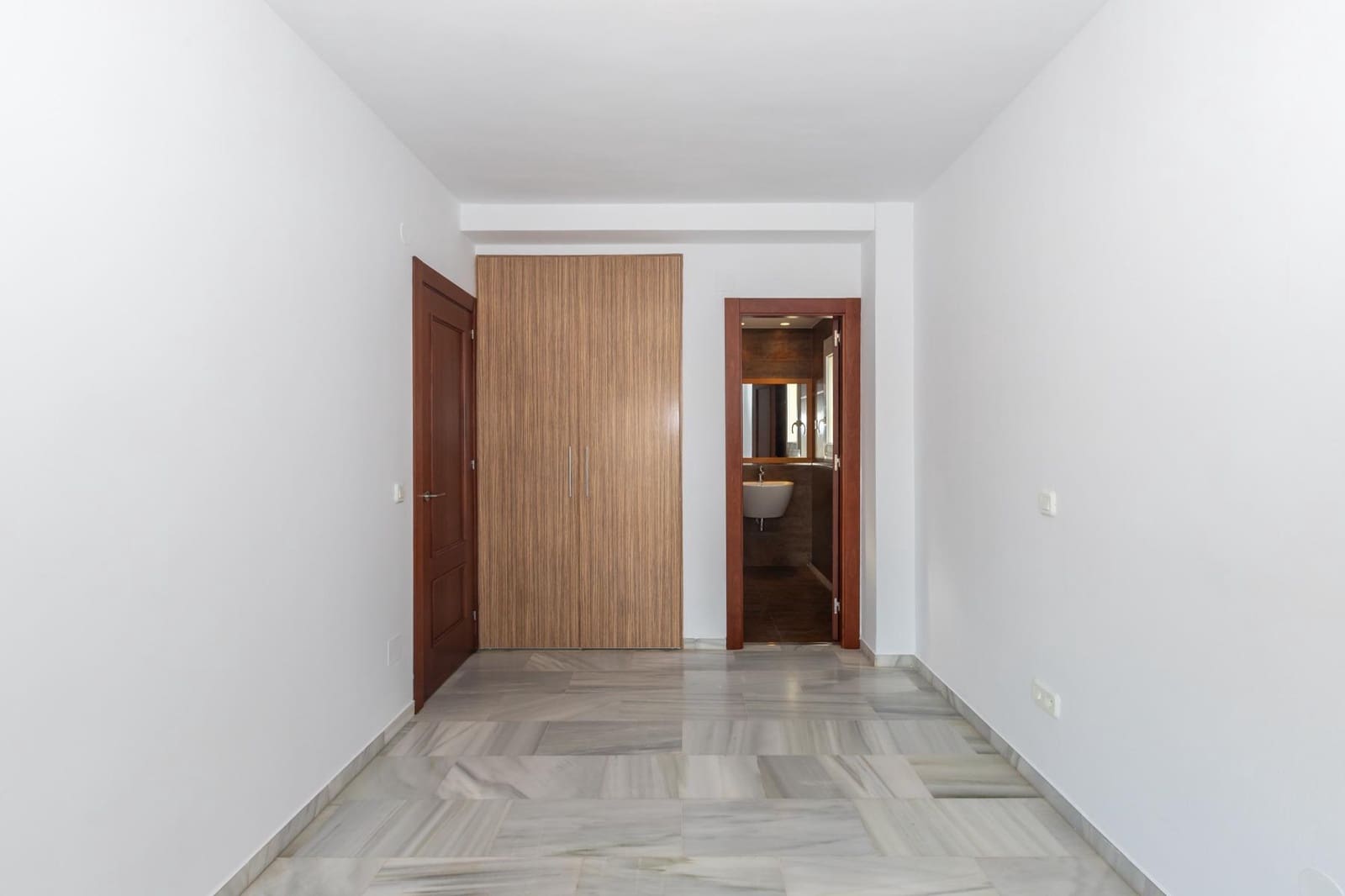 3 bedroom Flat for sale in Rincon de la Victoria with pool garage - € 390,000 (Ref: 9615434)