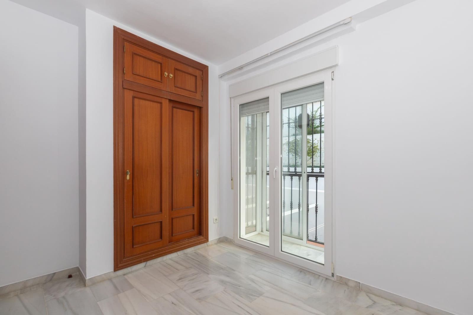 3 bedroom Flat for sale in Rincon de la Victoria with pool garage - € 390,000 (Ref: 9615434)