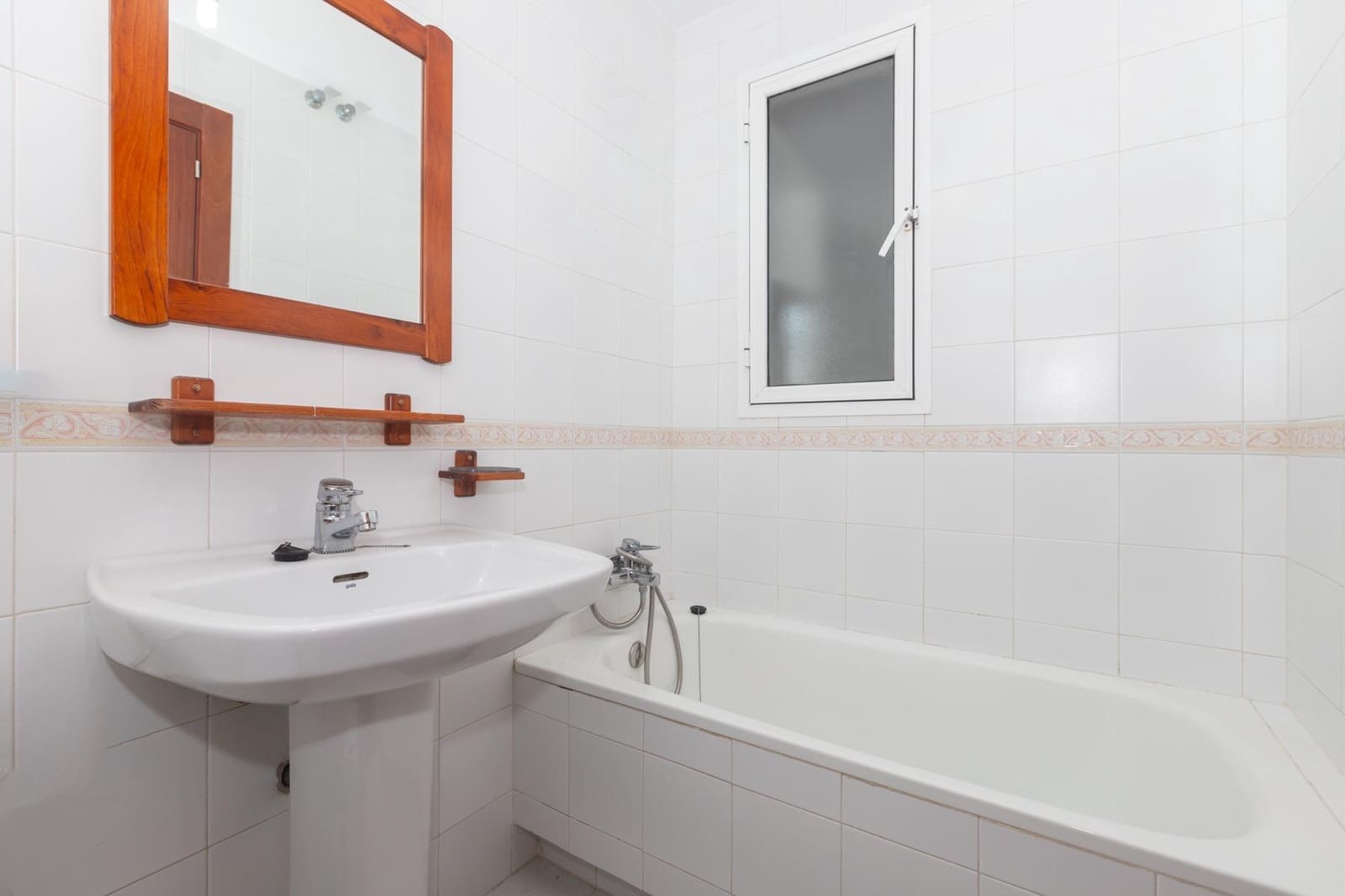 3 bedroom Flat for sale in Rincon de la Victoria with pool garage - € 390,000 (Ref: 9615434)