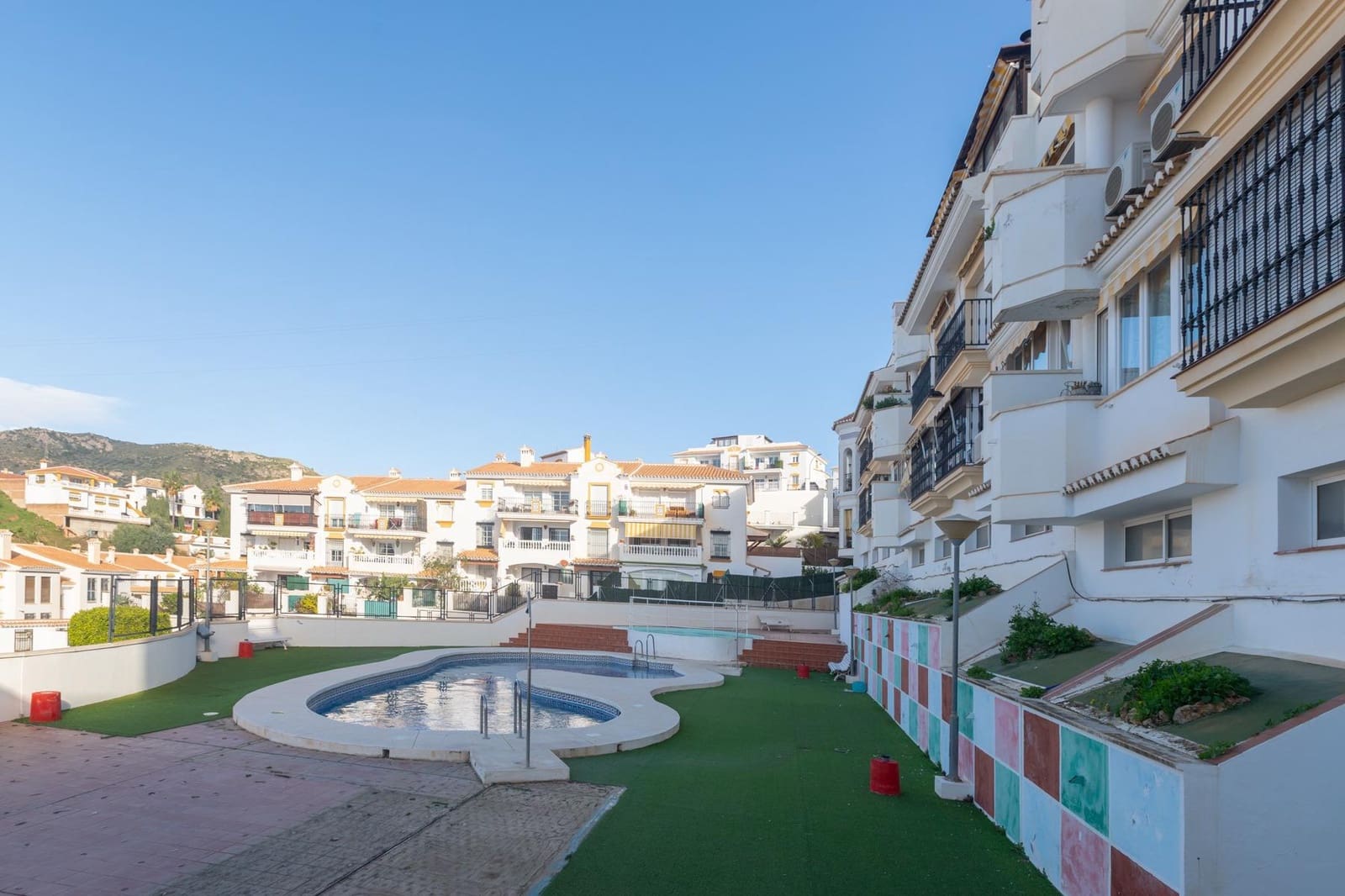 3 bedroom Flat for sale in Rincon de la Victoria with pool garage - € 390,000 (Ref: 9615434)