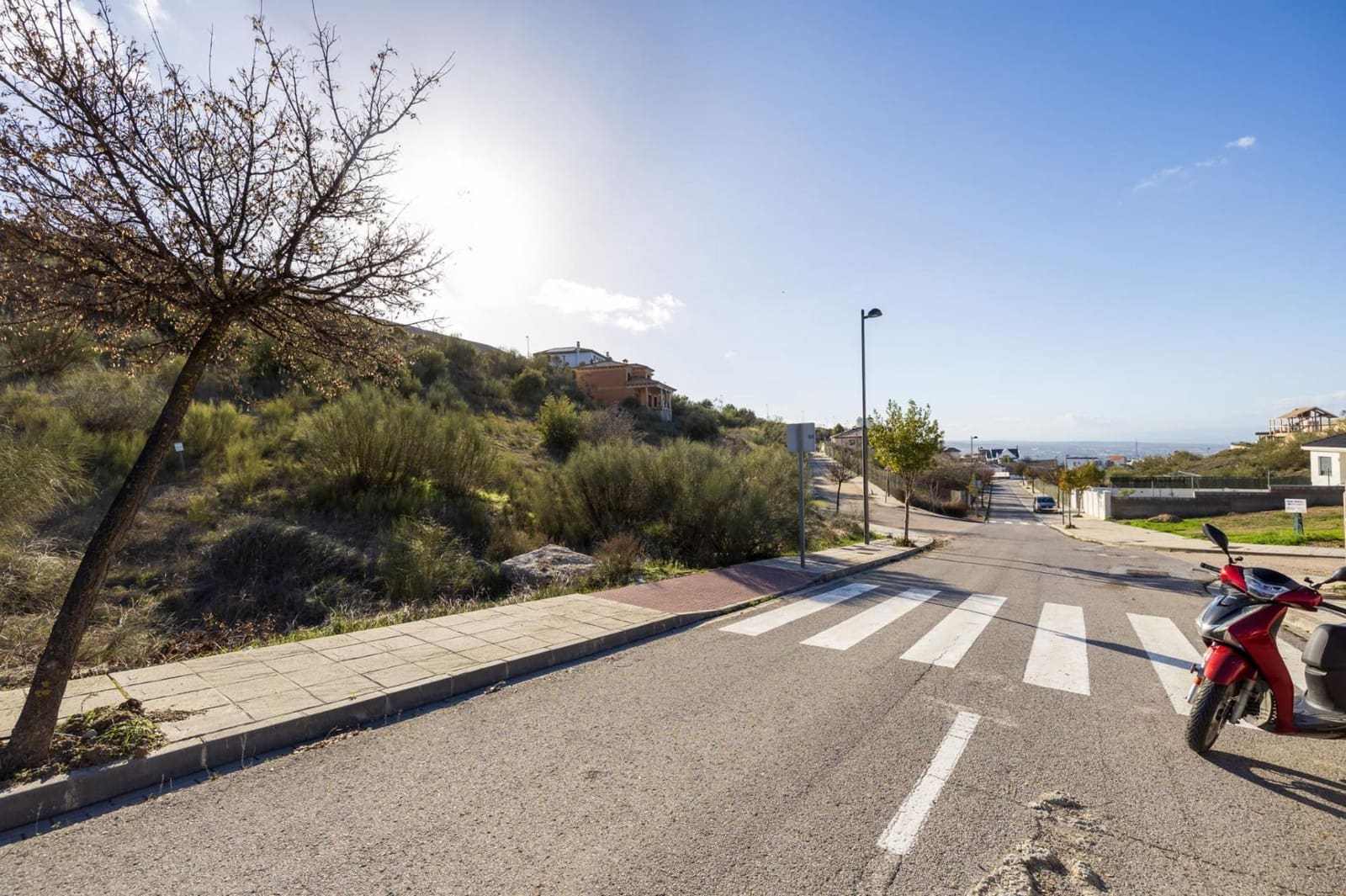 Bauplatz zu verkaufen in La Zubia - 75.000 € (Ref: 9615435)